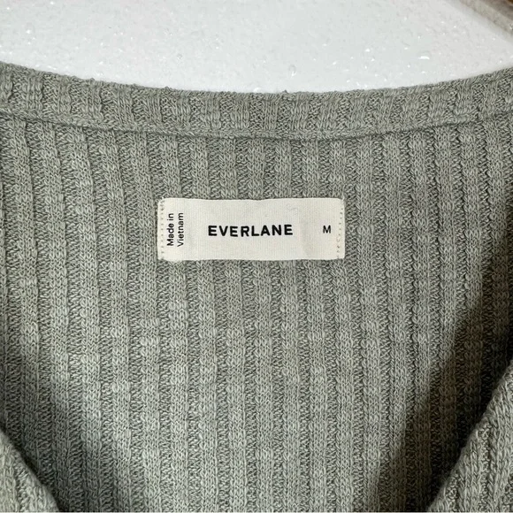 Everlane Cozy Rib Cardigan Size Medium - Picture 3 of 7